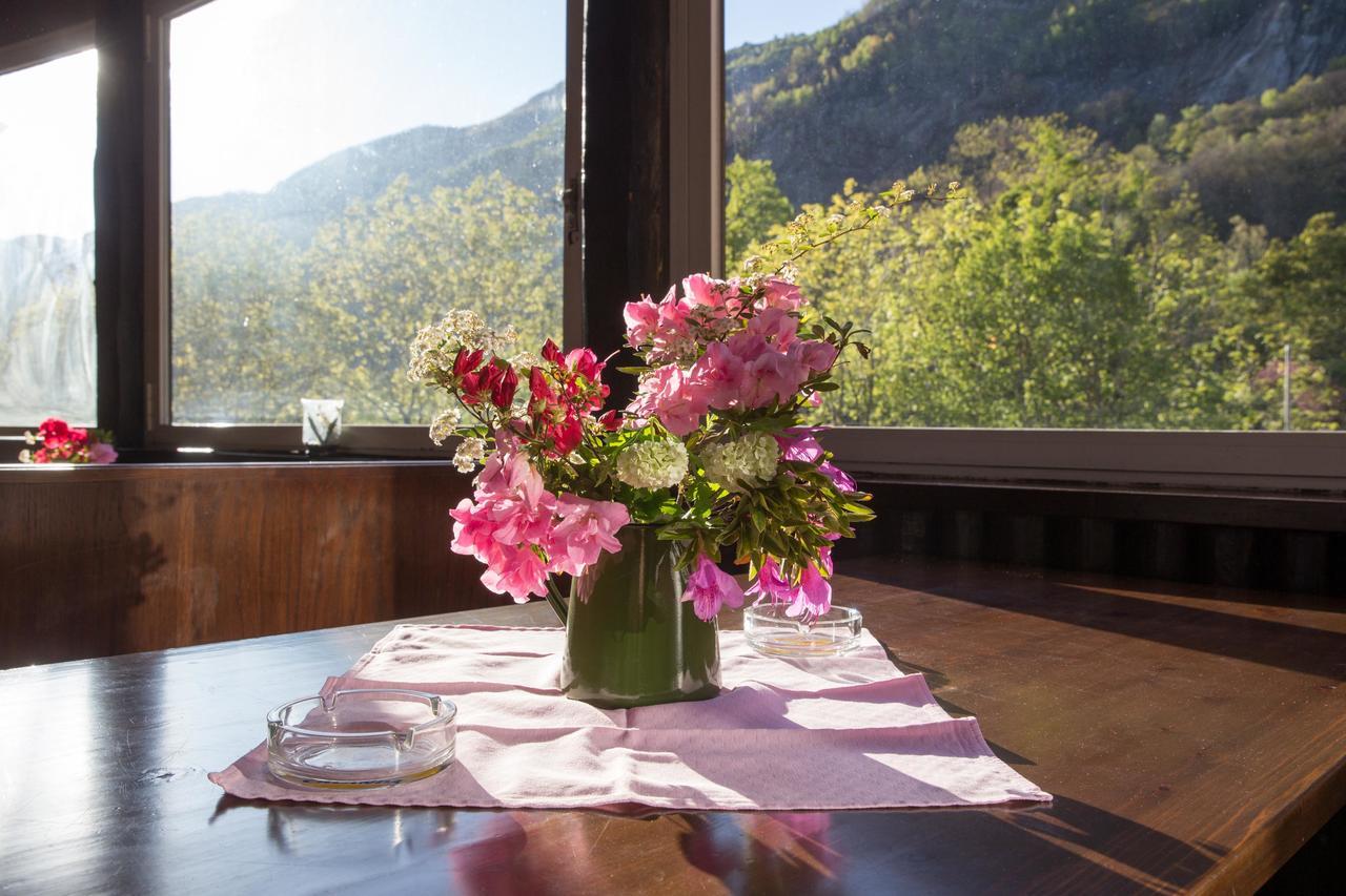 Ristorante Della Stazione Hotel Tegna ภายนอก รูปภาพ